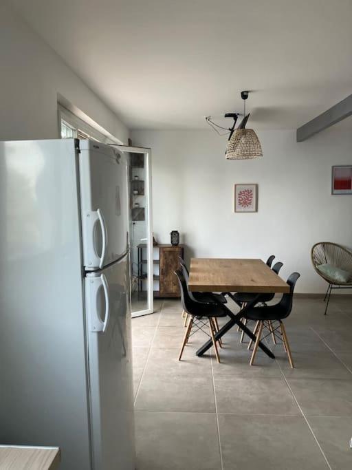Appartement T4 Terrasse Et Vue 伊斯特尔 外观 照片