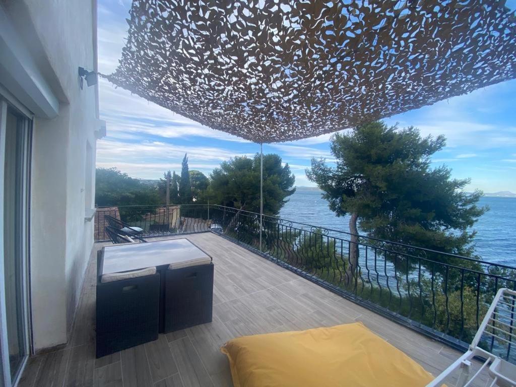 Appartement T4 Terrasse Et Vue 伊斯特尔 外观 照片