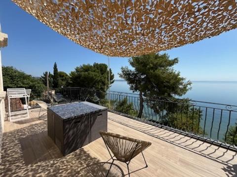 Appartement T4 Terrasse Et Vue 伊斯特尔 外观 照片
